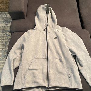 Nike Sportswear Tech Fleece Lightweight Men's Full-Zip Hoodie Sweatshirt